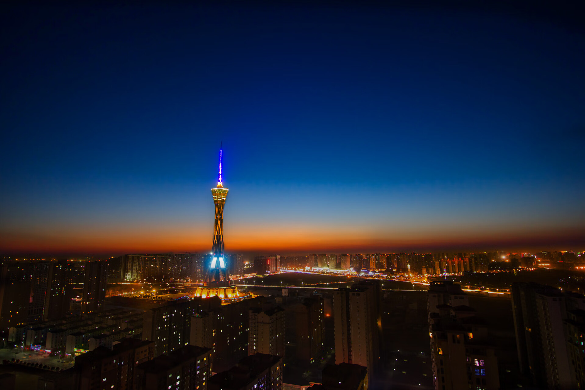 开云·体育官方网站入口-追踪调查：青训俱乐部的硬核培养方式，俱乐部青训队是什么