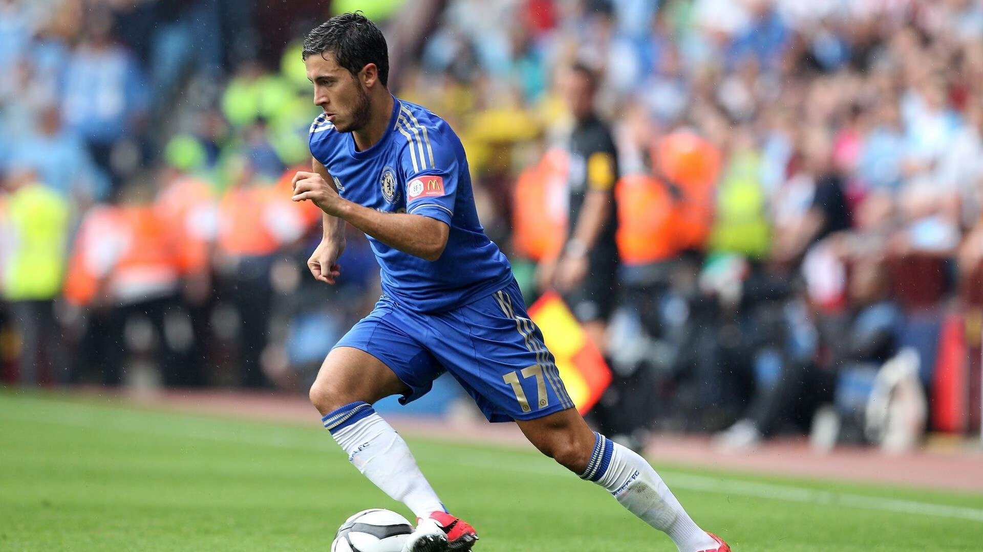 _太阳能动力极限赛：追逐绿色能源的极限运动_，太阳能动力系统