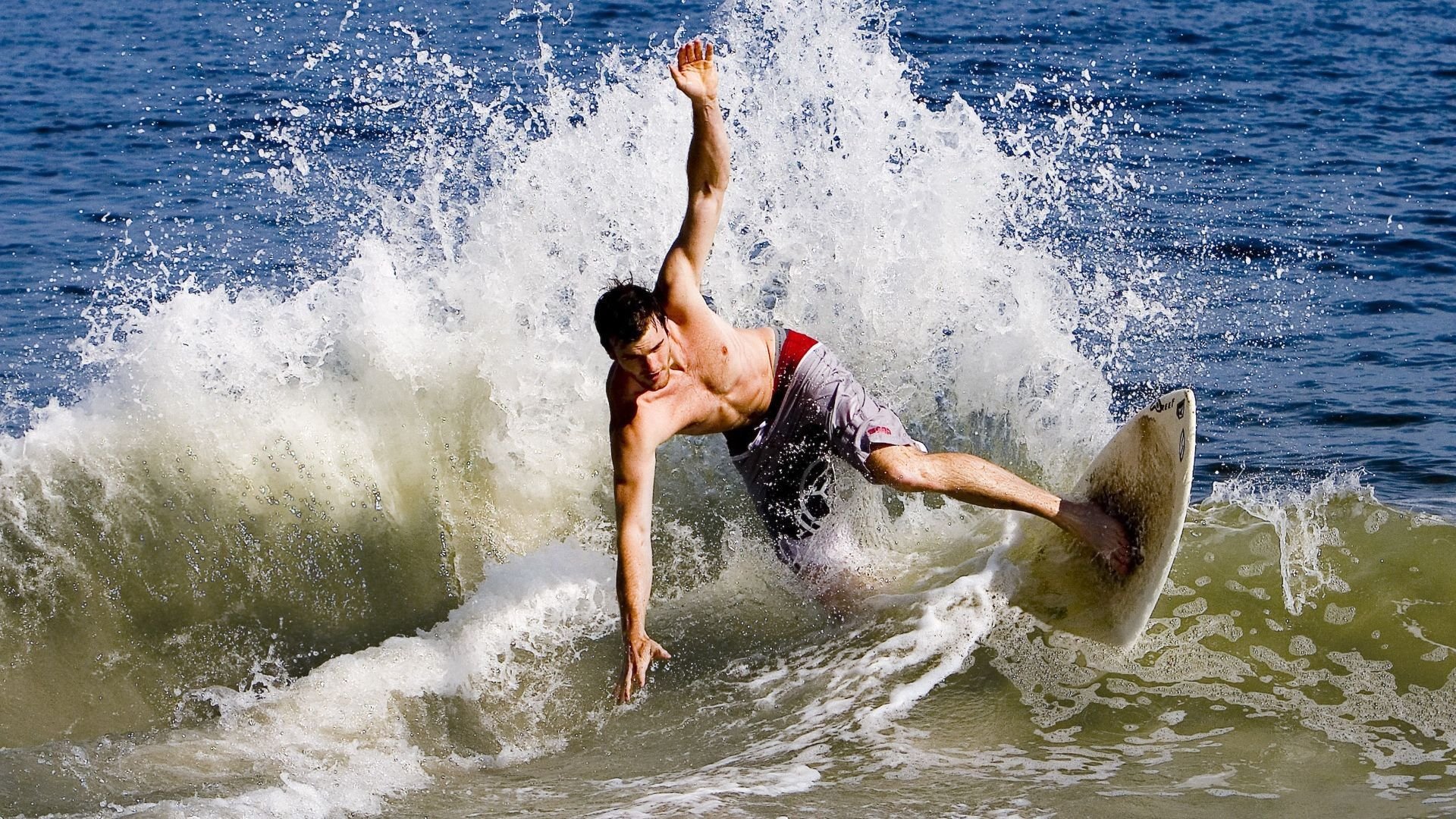 勇士球员穆迪进军好莱坞，参与拍摄运动励志片，勇士穆尔的个人资料