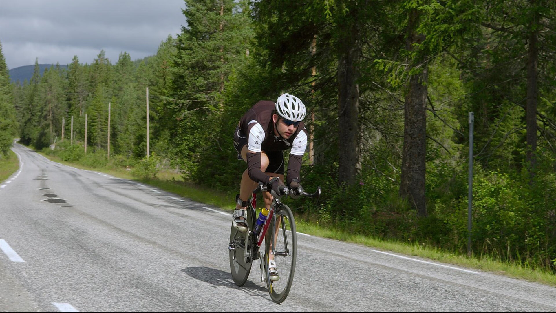 英雄联盟新赛季冠军预测，热门战队盘点，英雄联盟2021季后赛冠军
